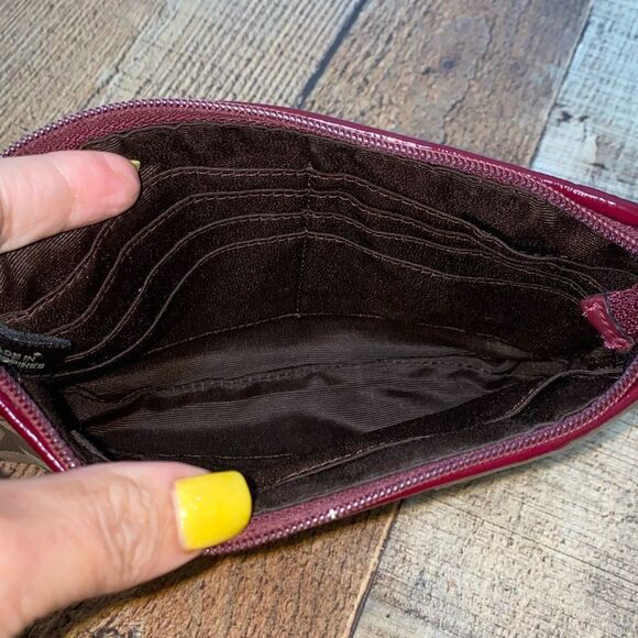 Coach Authentic Wristlet Patent Leather Jacquard C logo - Picture 7 of 12